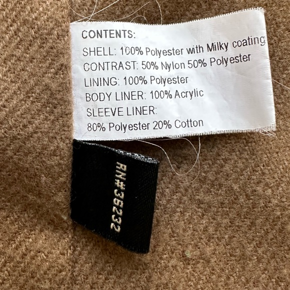 Gallery Red and Tan Jacket w/Removable Hood and Lining - Picture 7 of 8